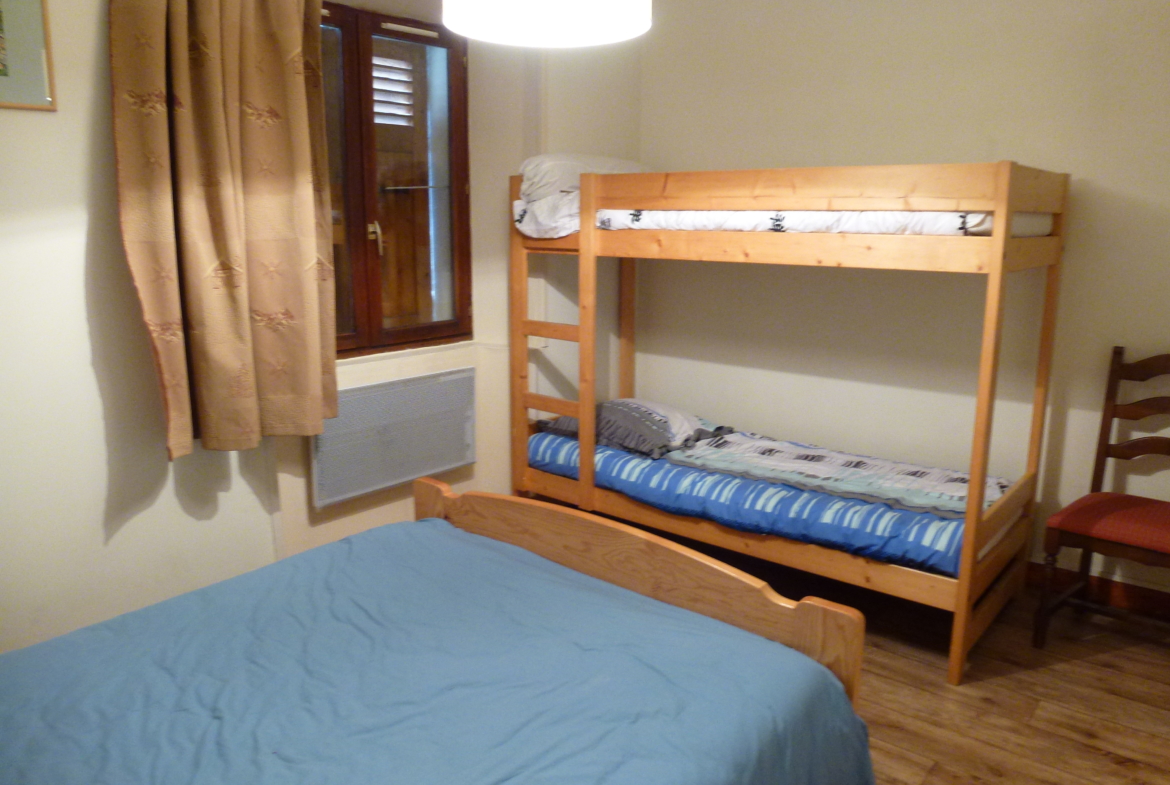 Les Marmottes - Chambre double avec lits superposés